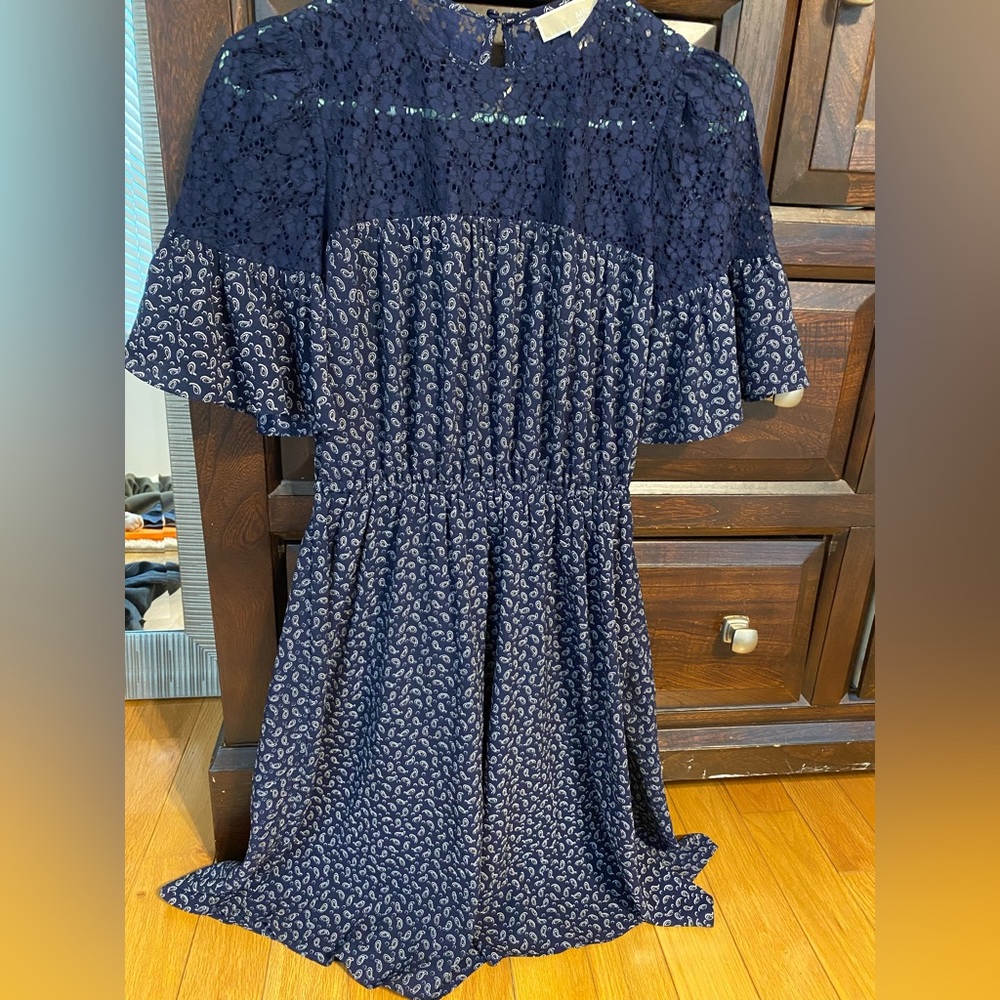 Lace and paisley print blue and white dress